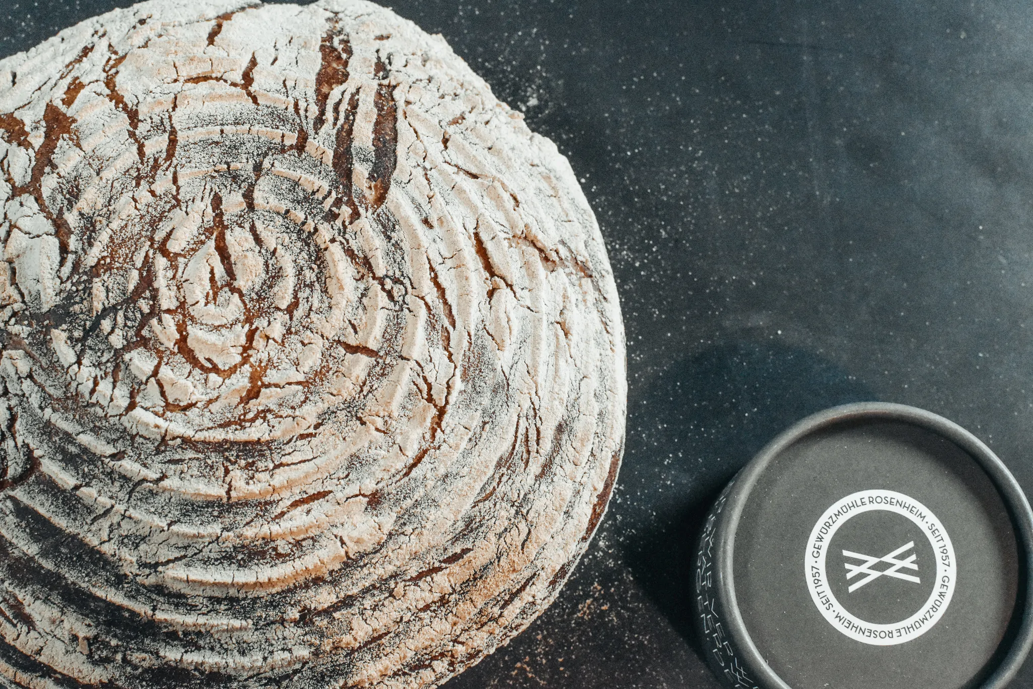 Sauerteig-Weizenmischbrot | Mediterranes Brotgewürz