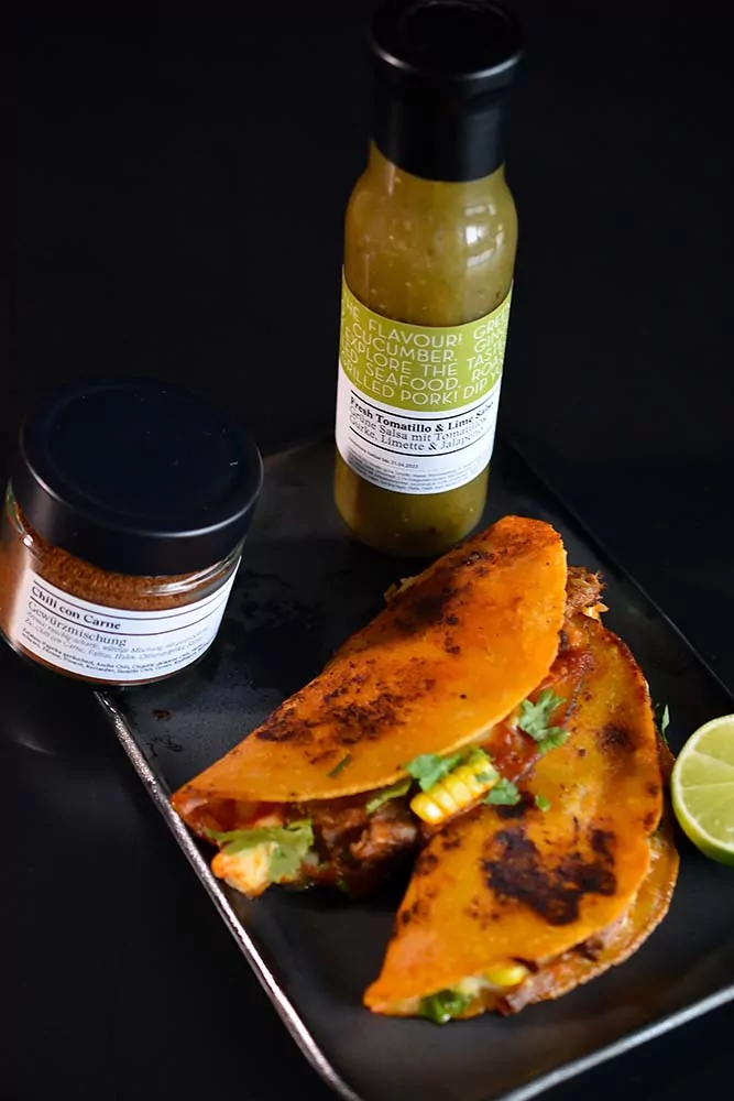 Pulled Pork Quesatacos