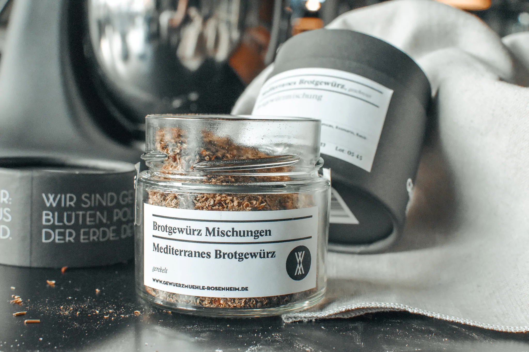 Sauerteig-Weizenmischbrot | Mediterranes Brotgewürz