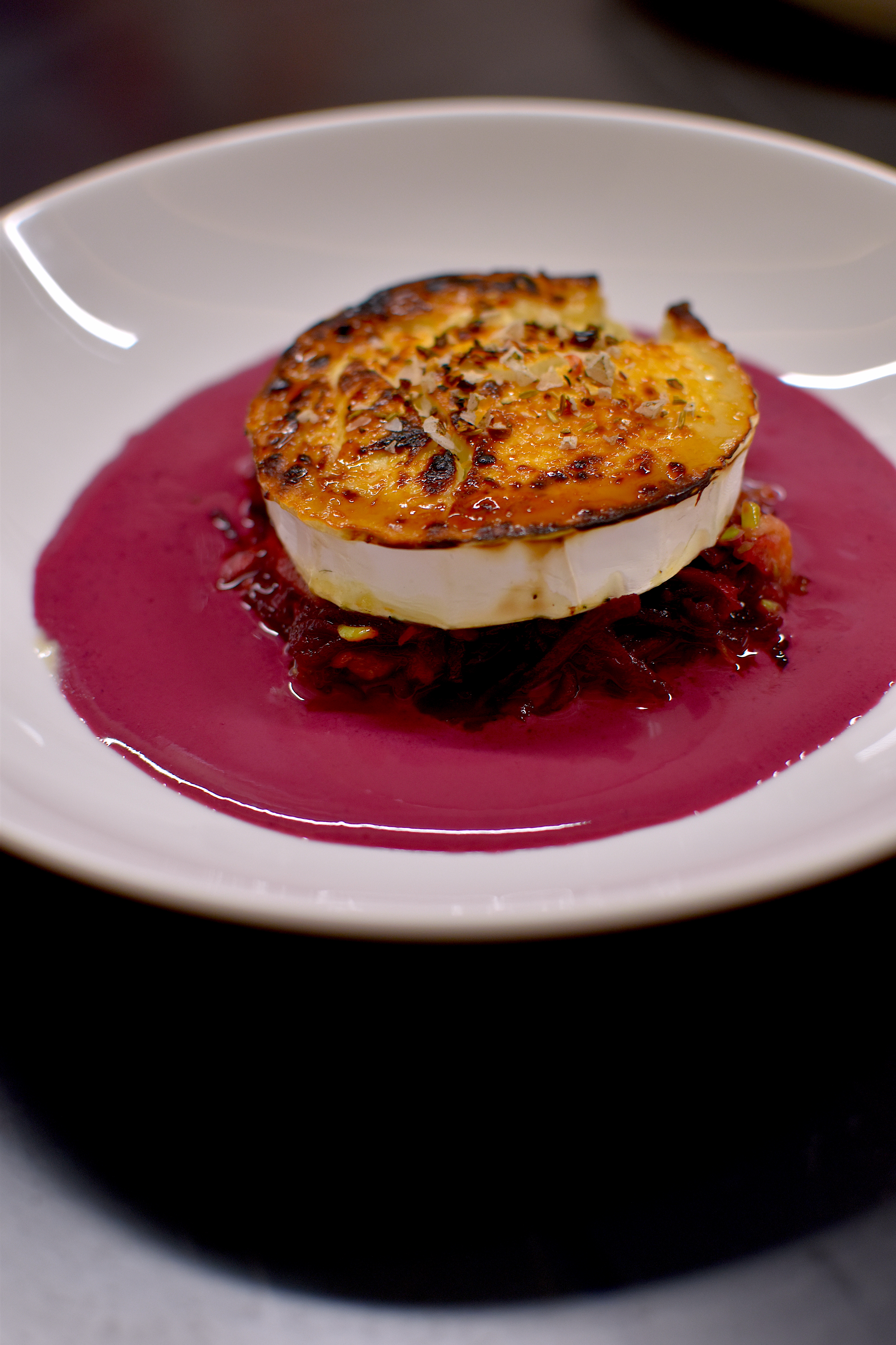 Purple Curry | Gratinierter Ziegenkäse | Rote Beete | Apfel