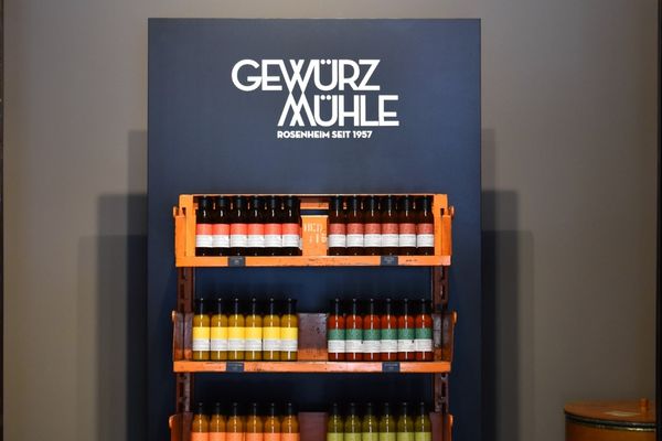 Gewürzladen München Grillsaucen Aufsteller