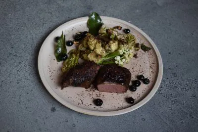 Steak auf einem Teller