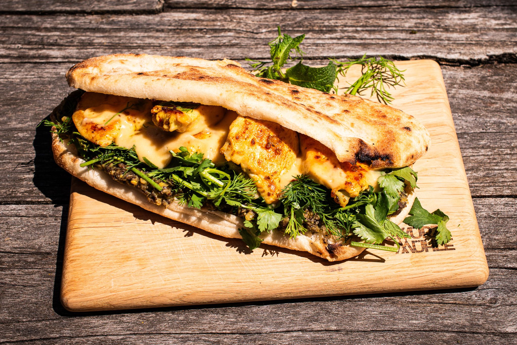 Sandwich Vadouvan Linsen-Mus | Miso-Zitronen-Mayo | Huhn