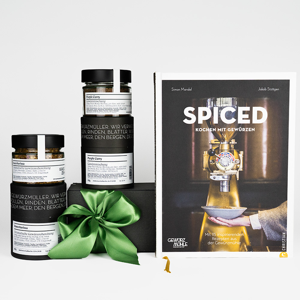 Geschenkbox mit Kochbuch SPICED und Gewürzen