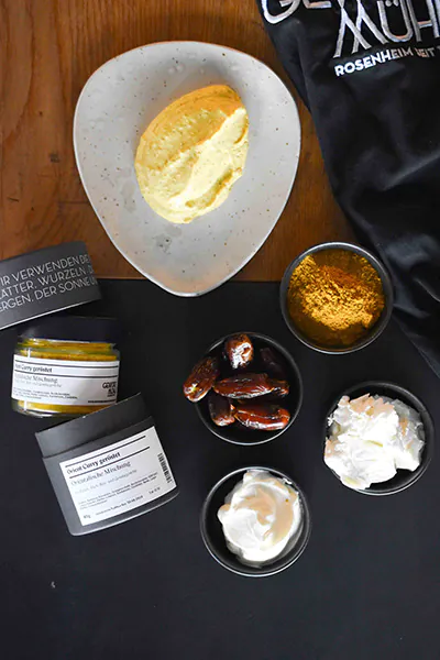 Curry-Dattel-Creme | Orient Curry | Ziegenfrischkäse | Datteln
