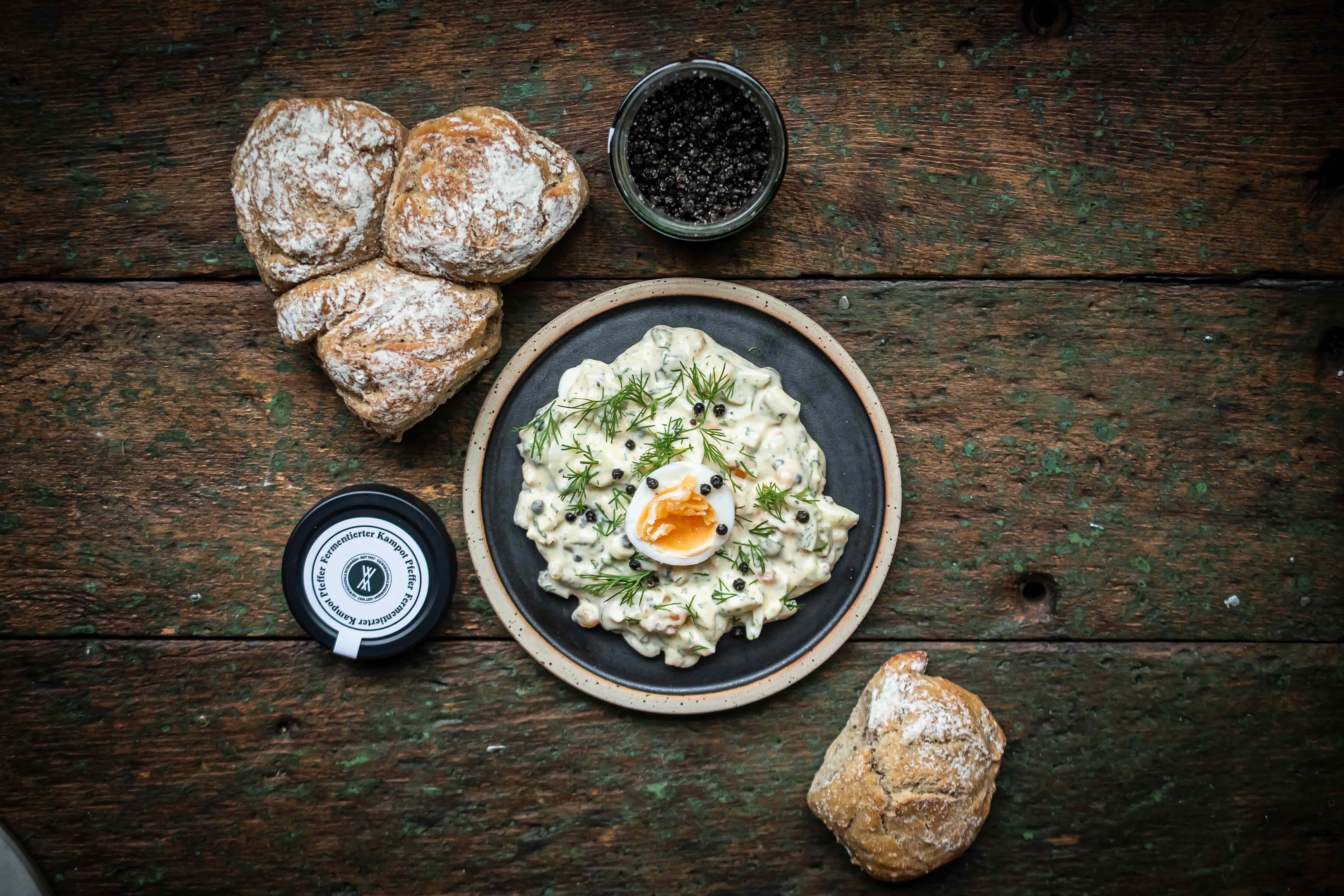 Eiersalat | Süßkartoffel | Fermentierter Kampot Pfeffer