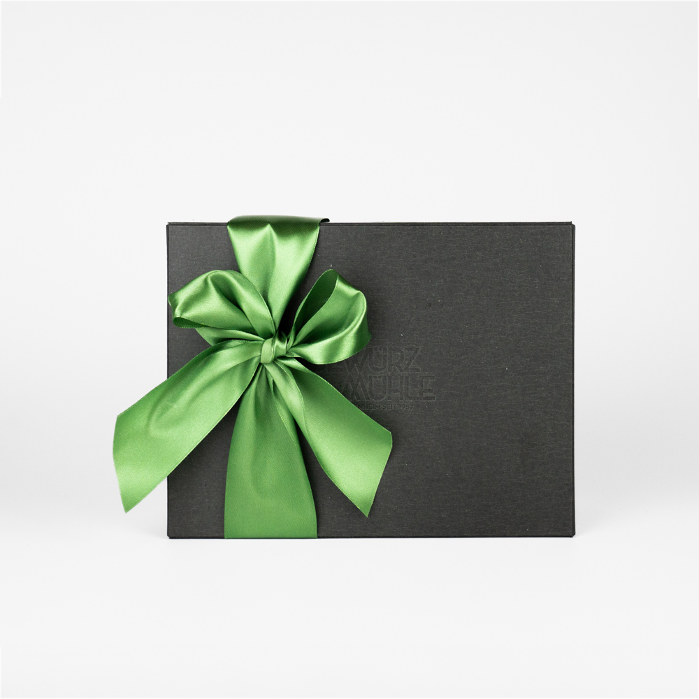 Geschenkbox für 4 Gewürze mit grüner Schleife