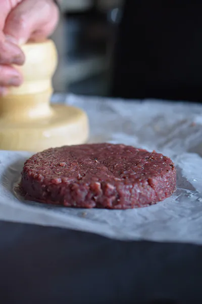 Black & Blue Wild Burger | Wild Juniper Pepper Rub
