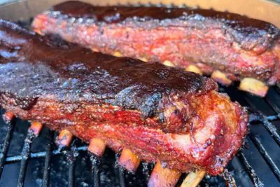 Spareribs auf dem Grill