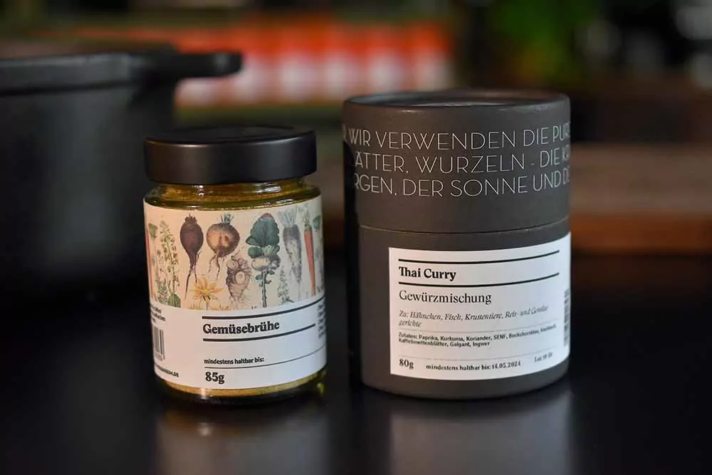 Karotten-Ingwer-Kokos-Suppe | Thai Curry