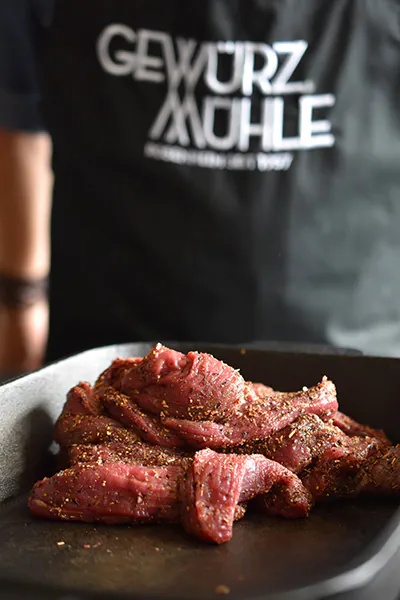 Black & Blue Wild Burger | Wild Juniper Pepper Rub