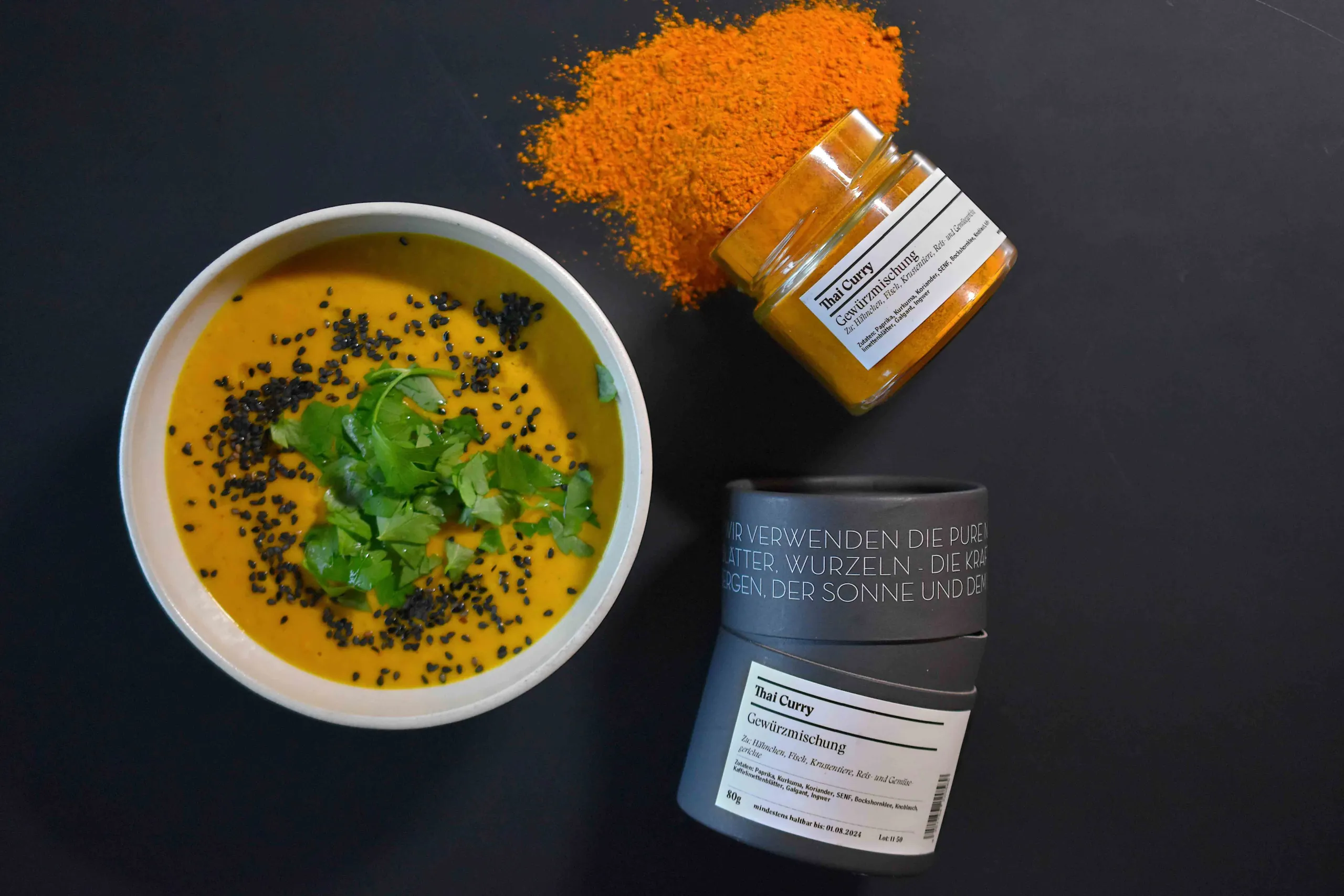 Karotten-Ingwer-Kokos-Suppe | Thai Curry