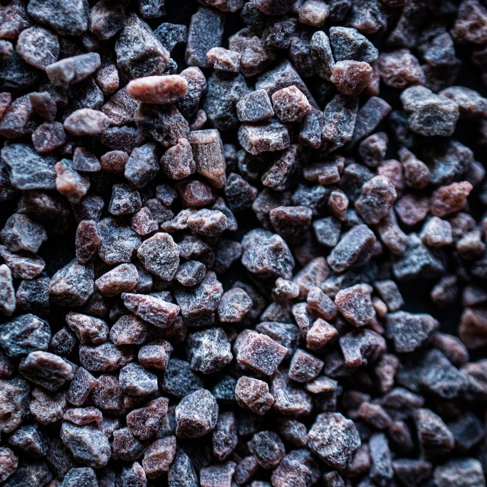 Schwarzsalz, Kala Namak, grob, Indien Detailaufnahme Schwarzsalz, Kala Namak, grob, Indien