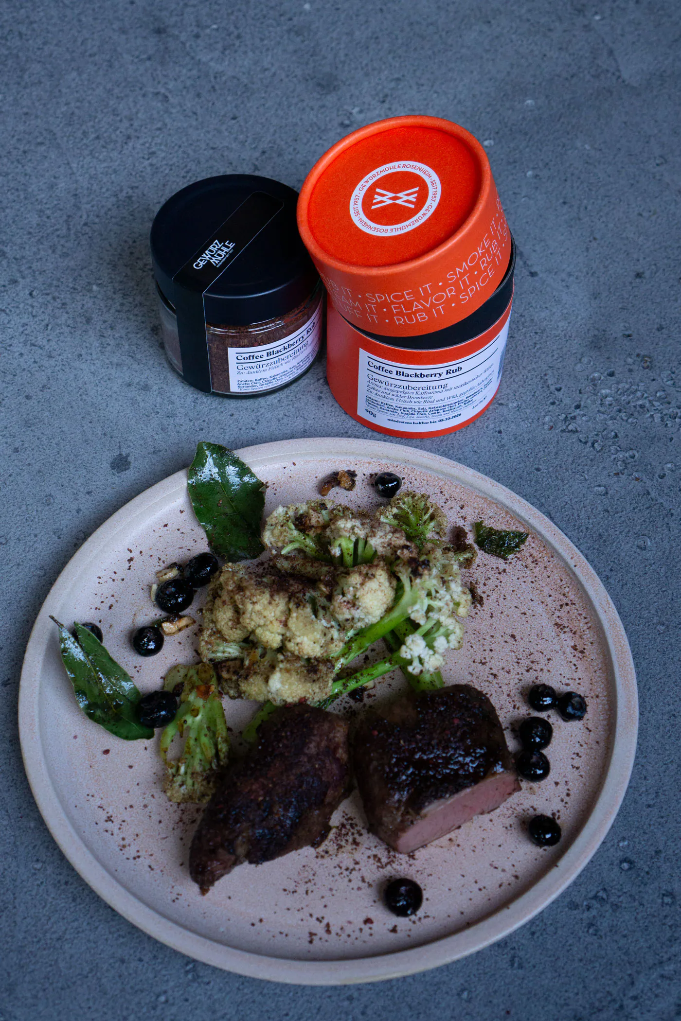 Wildschwein | Coffee Blackberry Rub | Wilder Blumenkohl Wildschwein | Coffee Blackberry Rub | Wilder Blumenkohl