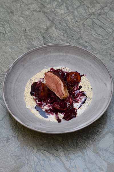 Entenbrust | Cassisfeige | Rote Beete | Purple Curry | Mohn Lorbeersoße