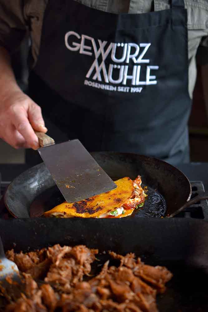 Pulled Pork Quesatacos