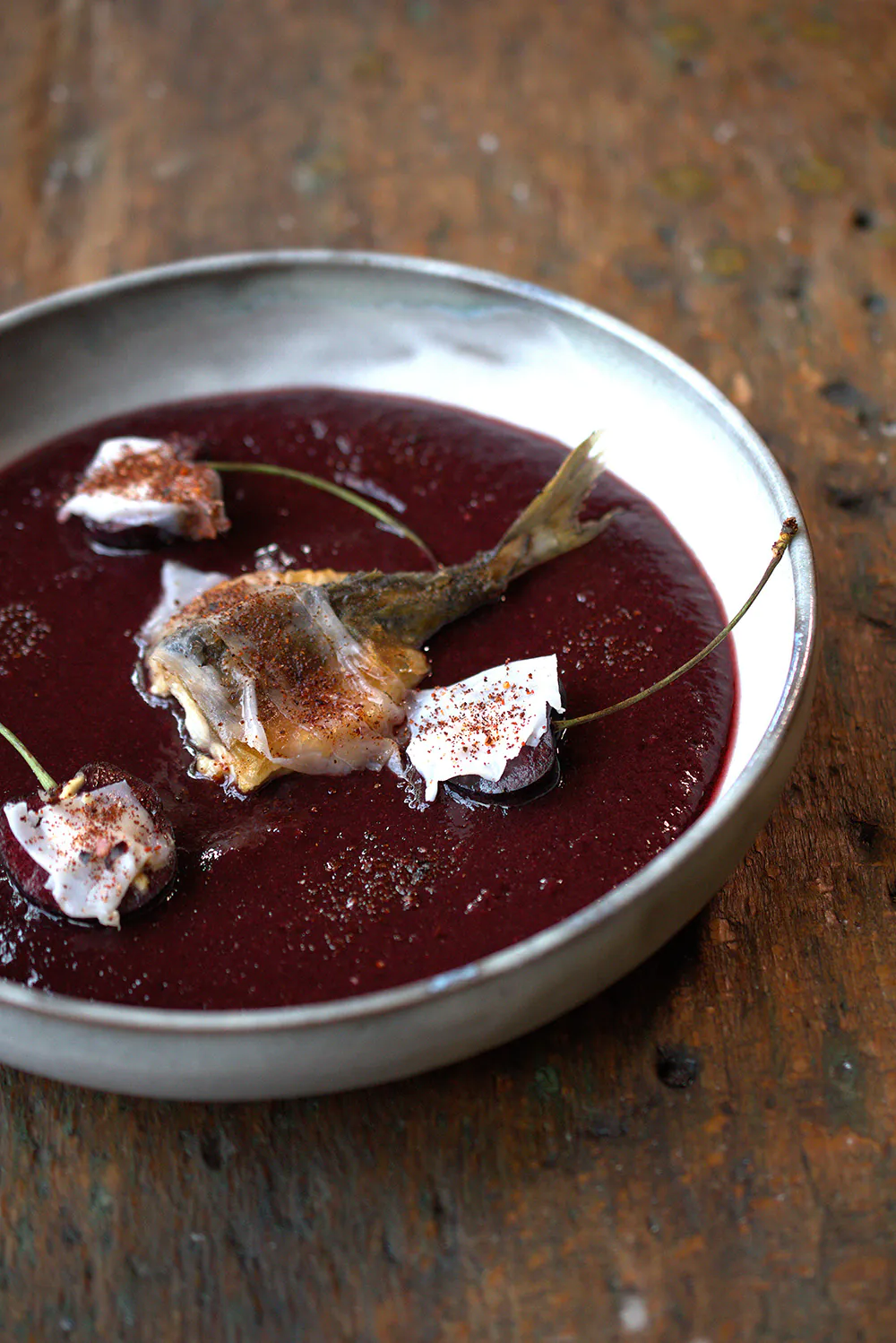 Kirschkaltschale | Makrele | Lardo | Roter Pfeffer | Cherry Chipotle Rub