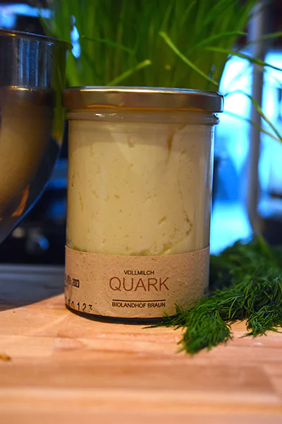 Crispy Cajun Spiced Potatoes | Kräuterquark