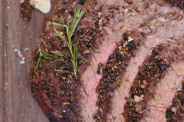 Flanksteak | gegrillten Salatherzen | Barbecue Salz