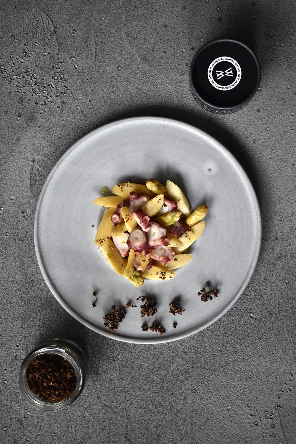 Spargelsalat | Pulpo | Andaliman Pfeffer